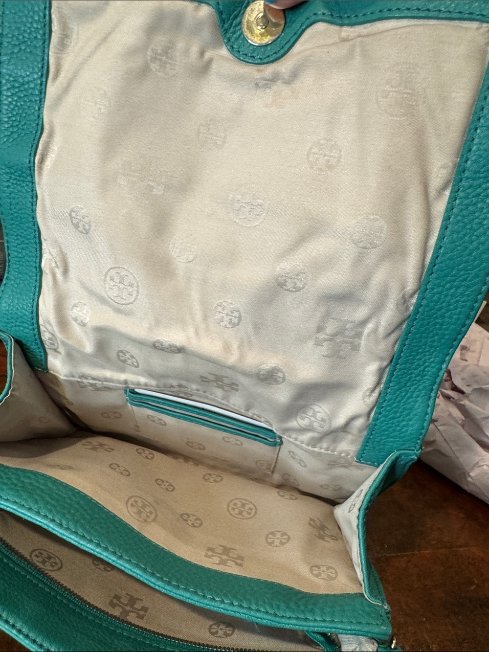 Tory Burch Kipp Perforated Logo Crossbody Bag - Picture 8 of 14